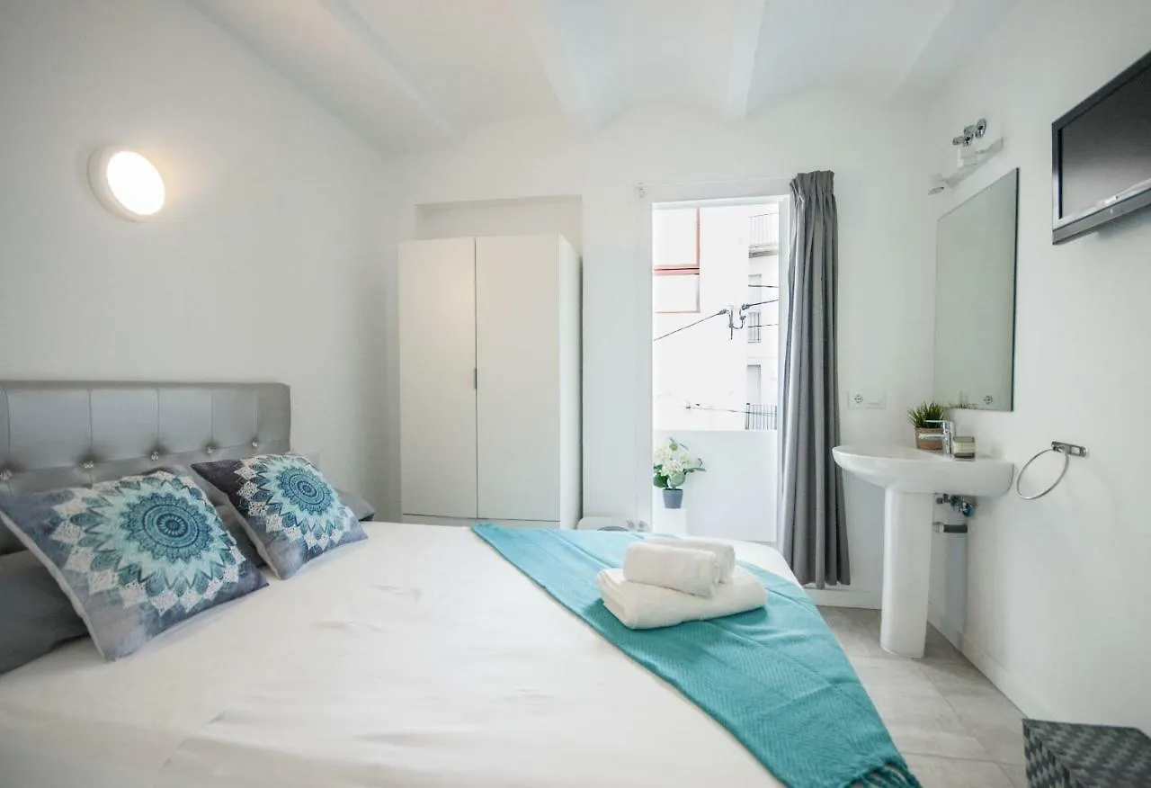 Hostel Lets Holidays Rooms Cadaques